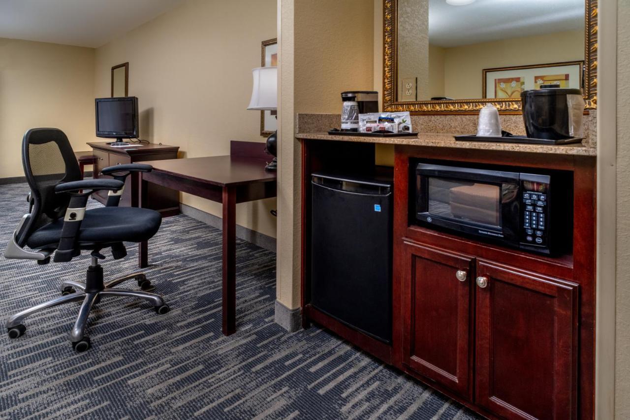 Country Inn & Suites By Radisson, Princeton, Wv Экстерьер фото