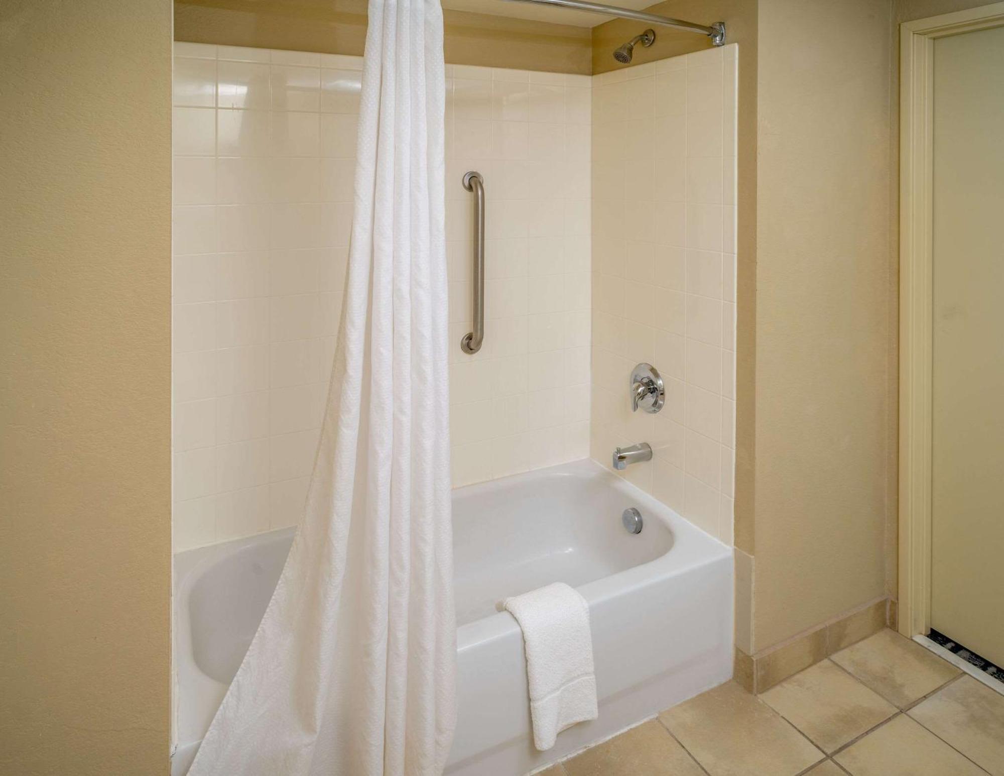 Country Inn & Suites By Radisson, Princeton, Wv Экстерьер фото