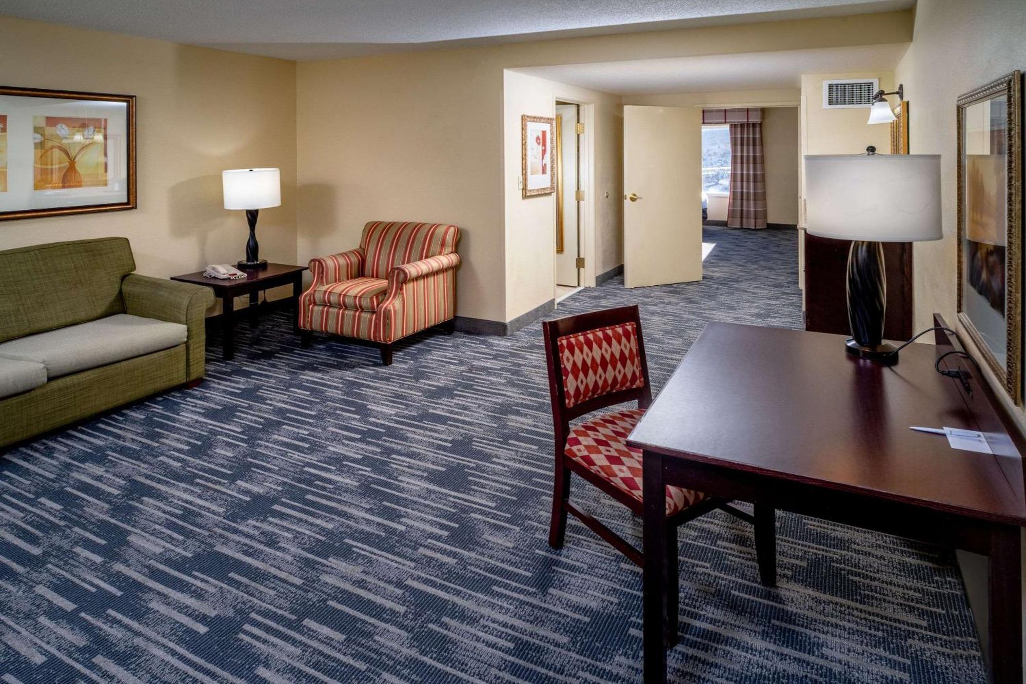 Country Inn & Suites By Radisson, Princeton, Wv Экстерьер фото