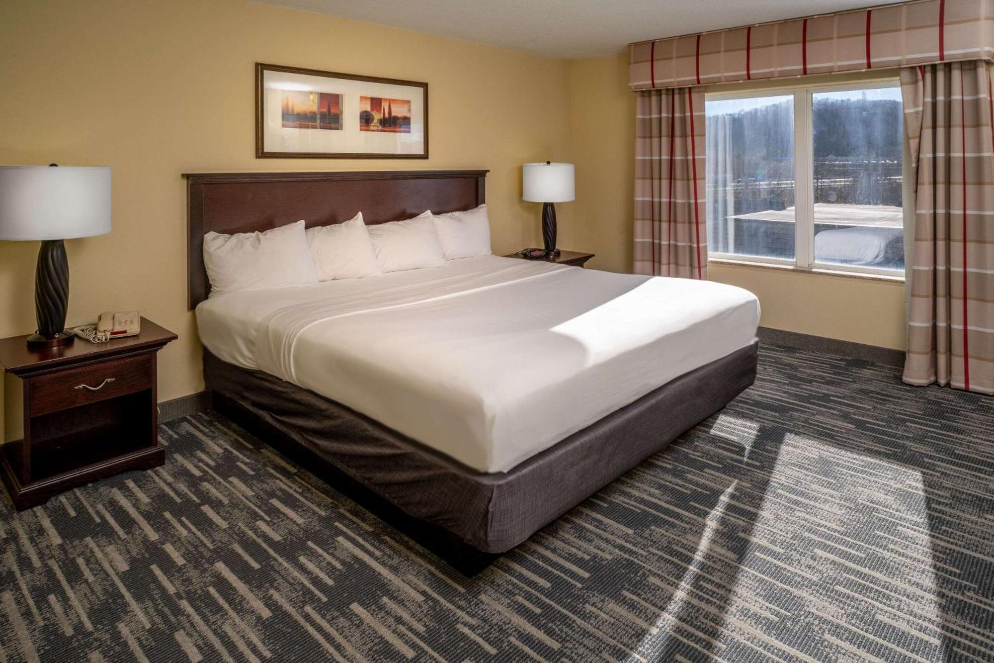 Country Inn & Suites By Radisson, Princeton, Wv Экстерьер фото