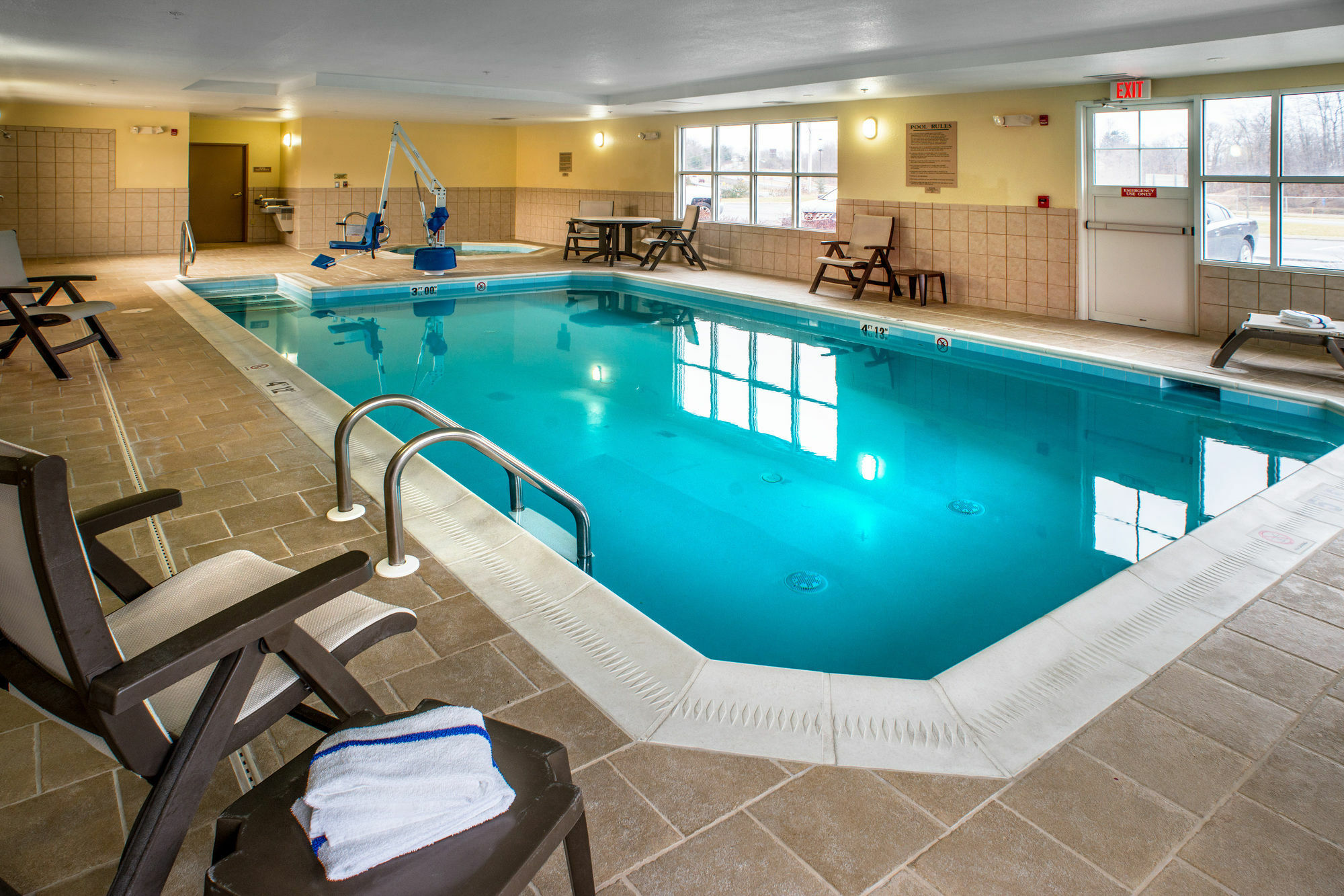Country Inn & Suites By Radisson, Princeton, Wv Экстерьер фото